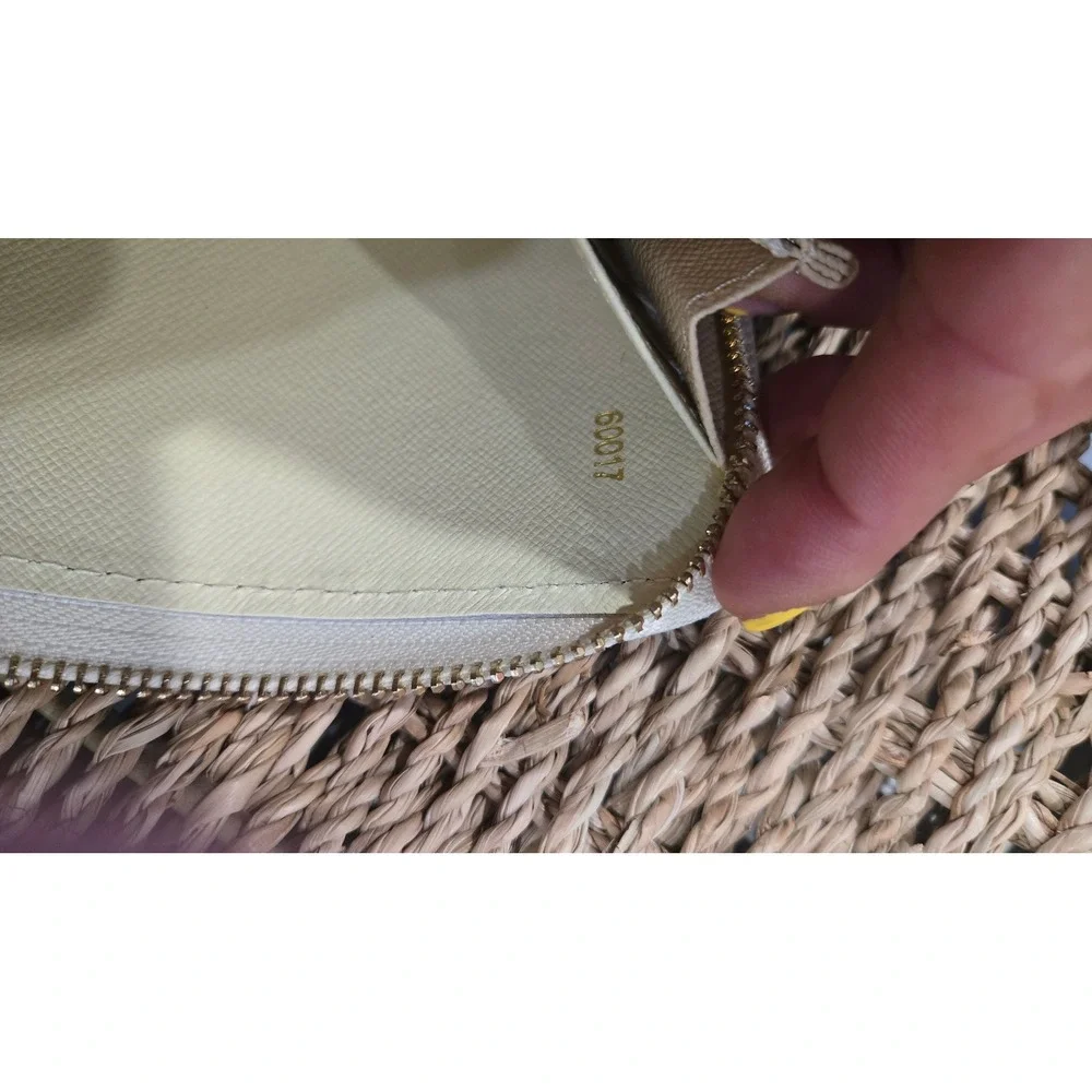 Louis Vuitton louis vuitton